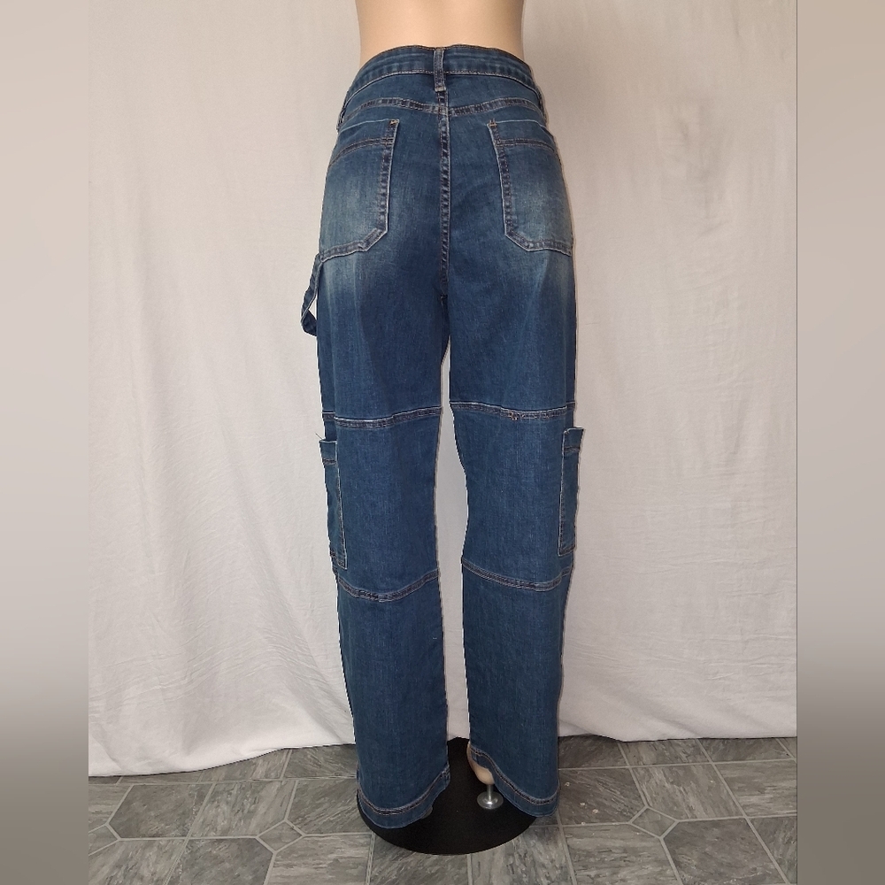 YMI Women's Straight Leg Jeans Blue - Picture 7 of 16